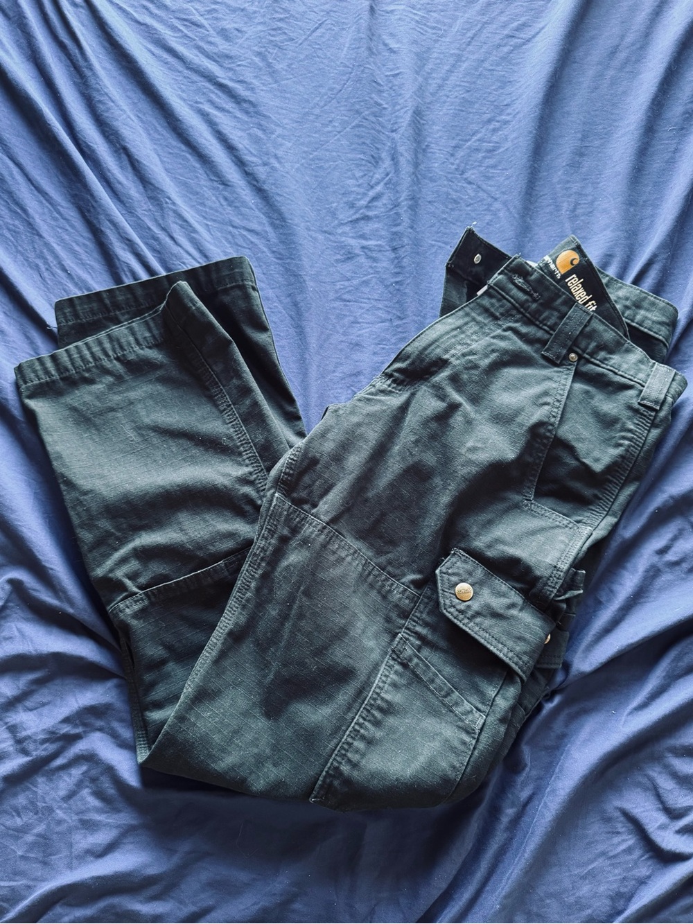 30x32 Carhartt Men's Cargo Pants in Black